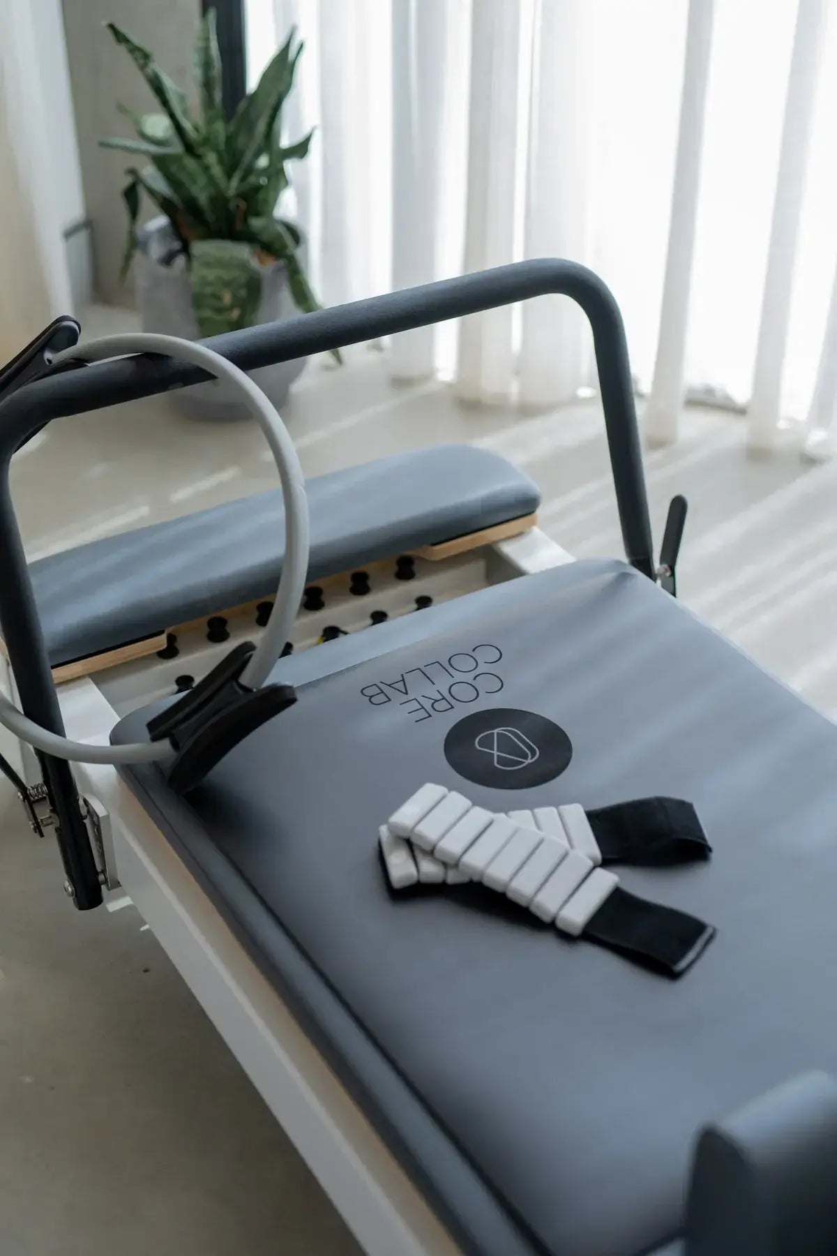 Queen Studio Pilates Reformer with Tower – Pilates Reformer & Tower