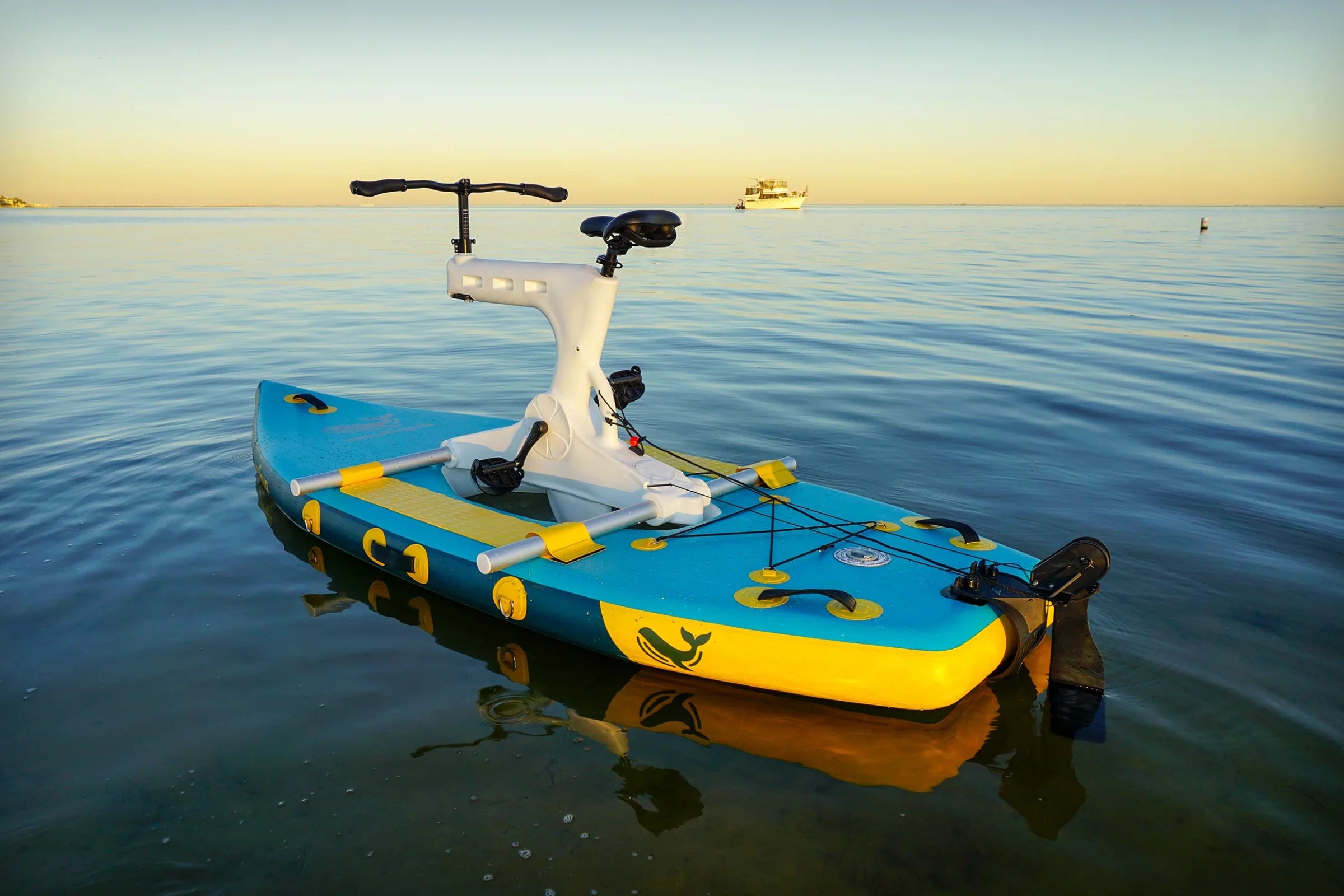 Nautiqua | BELIZE | Premium Paddleboard Water Bike