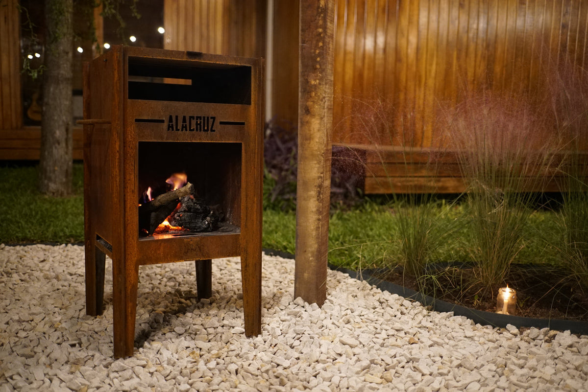 Outdoor Wood-Fired Pizza Oven with Refractory Stones – Criollo Oven