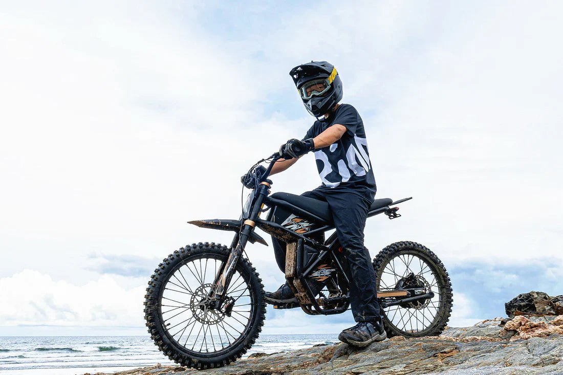 Gyroor GT73Pro 3000W Peak Electric Dirt Bike – 60V 36.4Ah, 47 MPH