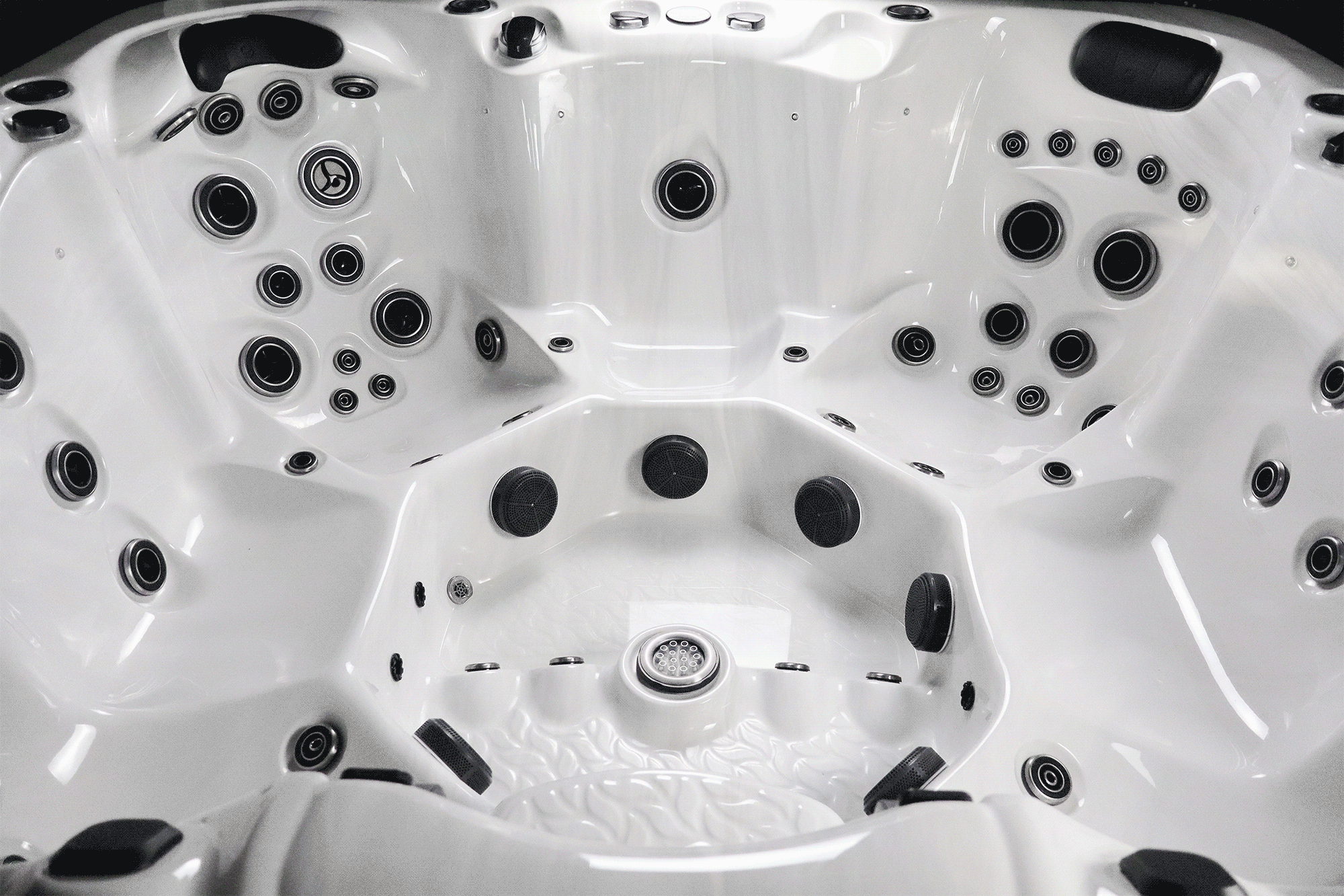 Mauna Kea Luxury Hot Tub