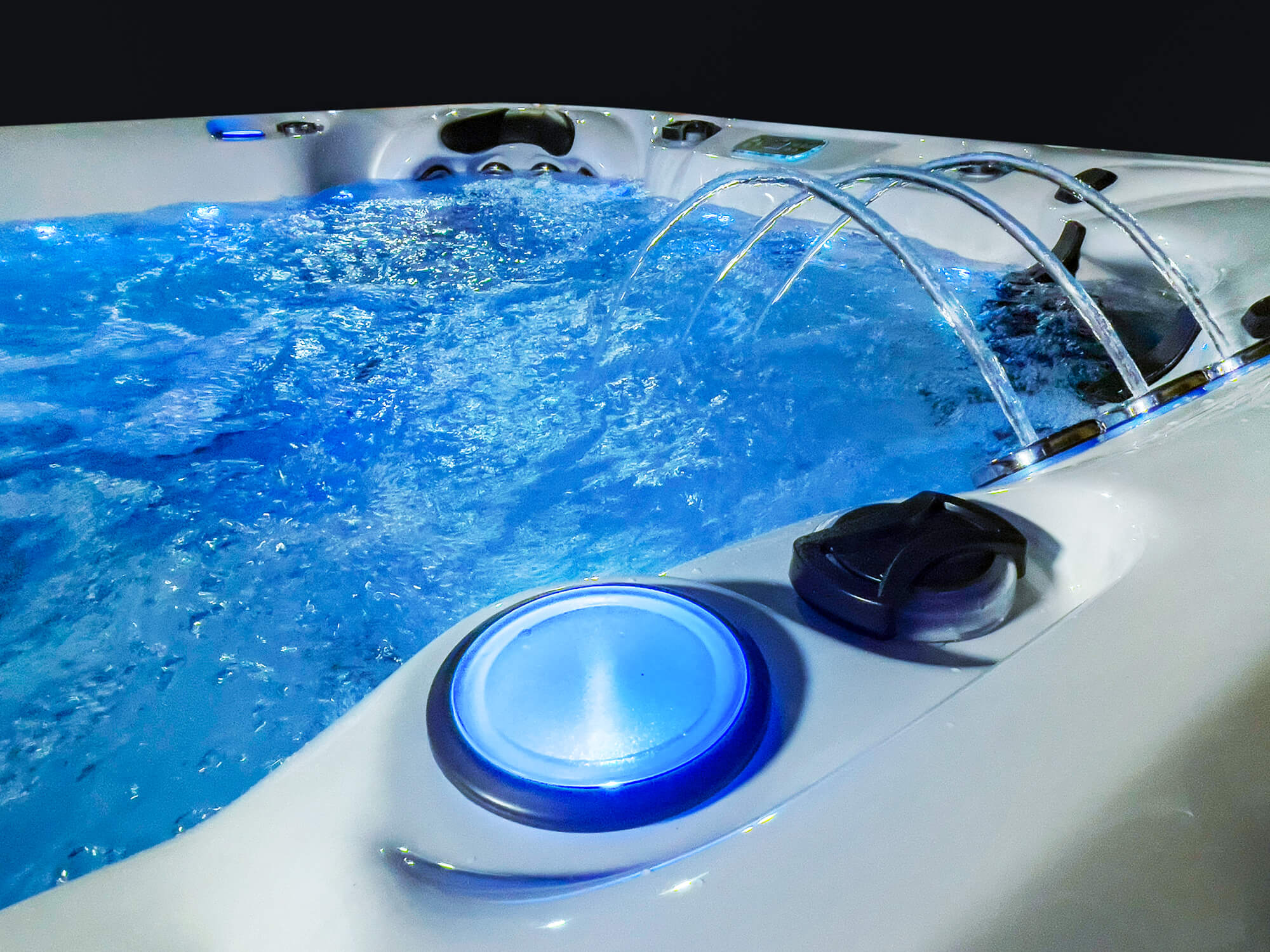 Mariana Luxury Hot Tub