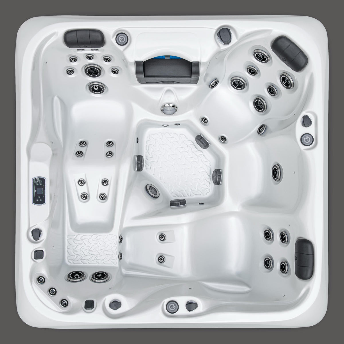 Uluru II Luxury Hot Tub