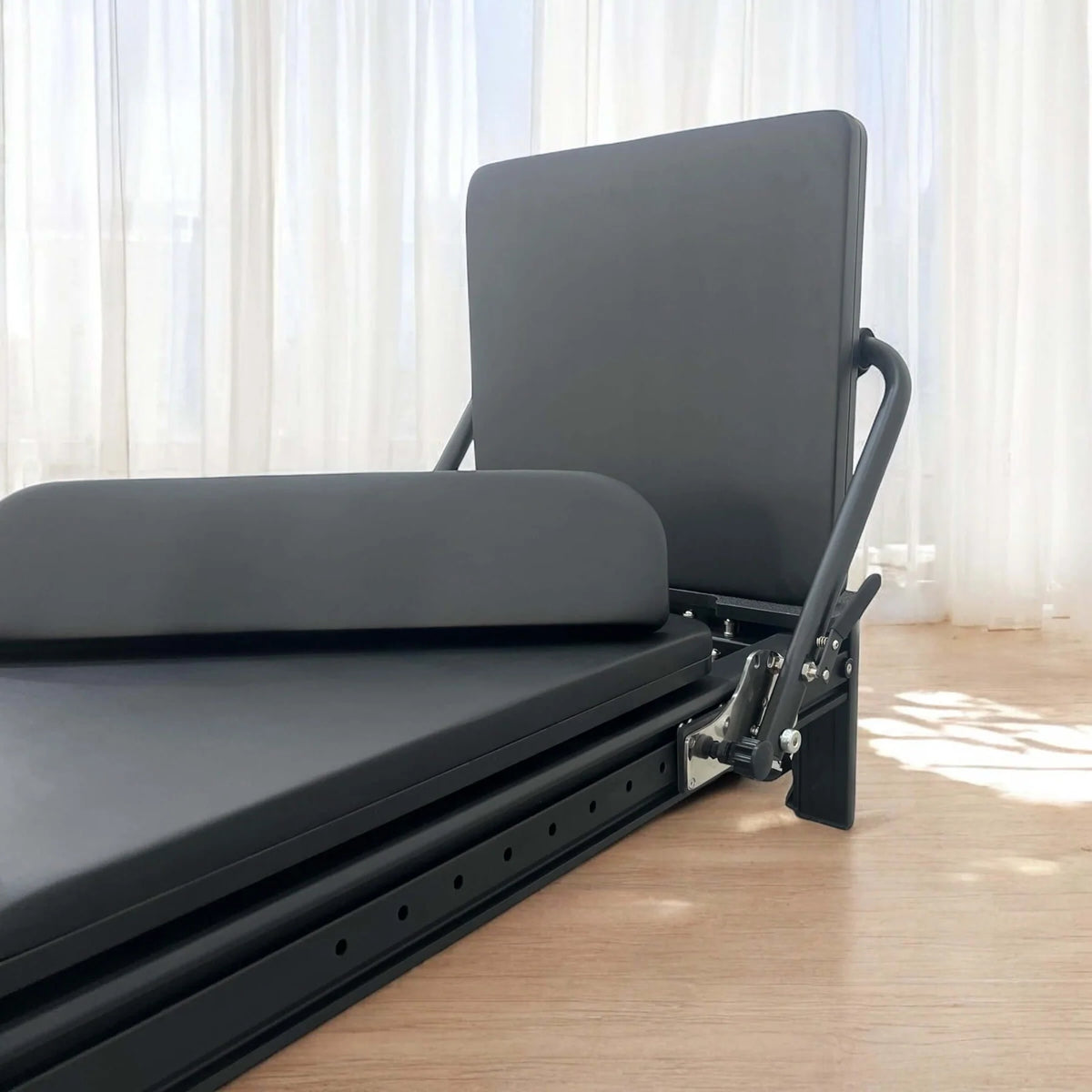 Full Track Queen Studio Pilates Reformer – Commercial Pilates Equipment