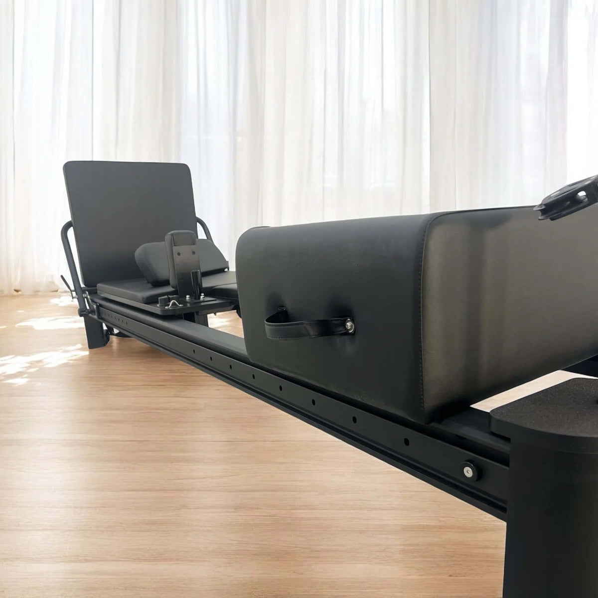 Full Track Queen Studio Pilates Reformer – Commercial Pilates Equipment
