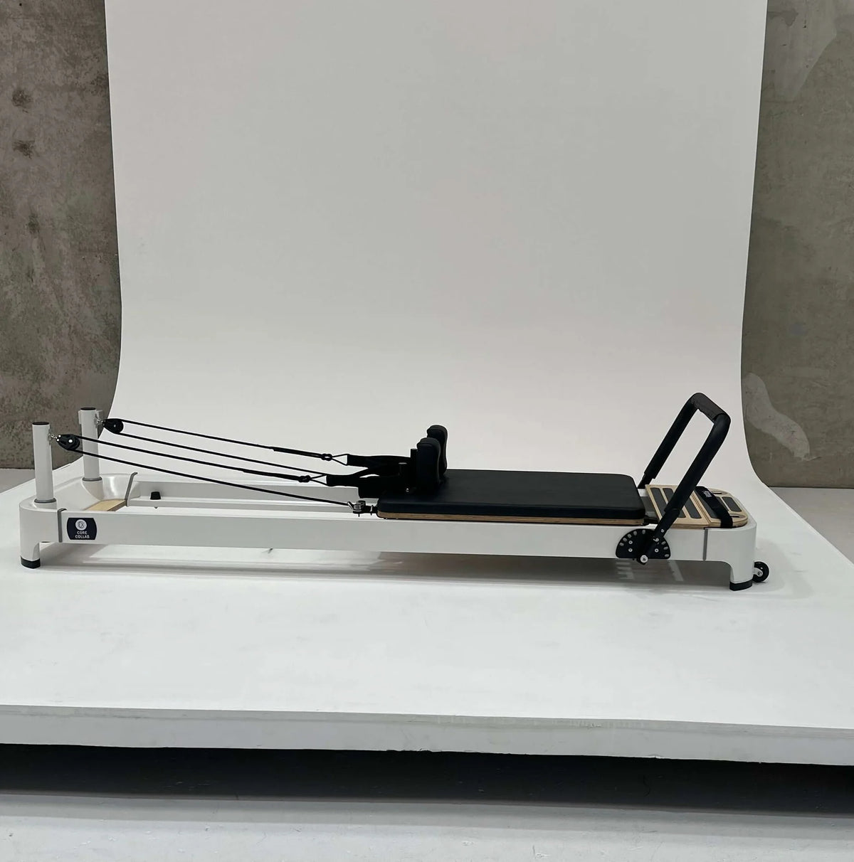 Queen 2.0 Studio Pilates Reformer – 5-Spring Pilates Equipment